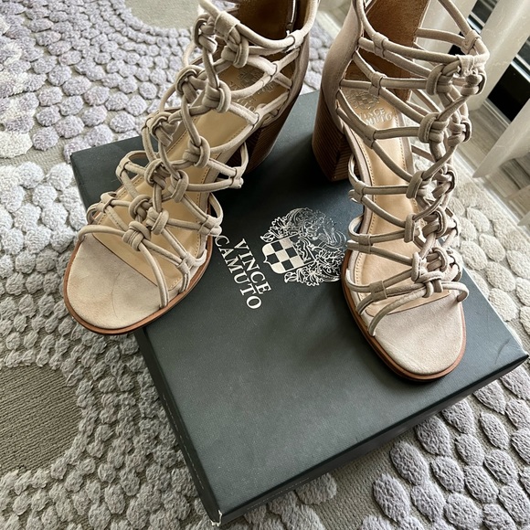 VINCE Camuto sandals - Picture 2 of 6